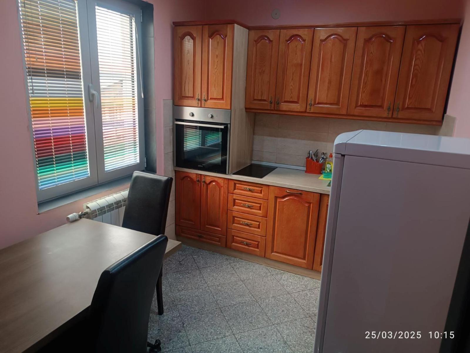 Blue Point Appartement Kragujevac Buitenkant foto